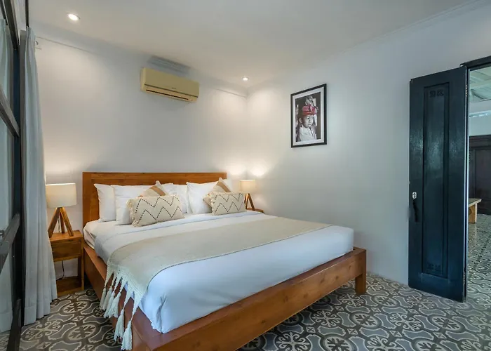 The Aryana Estate Villa Seminyak (Bali)