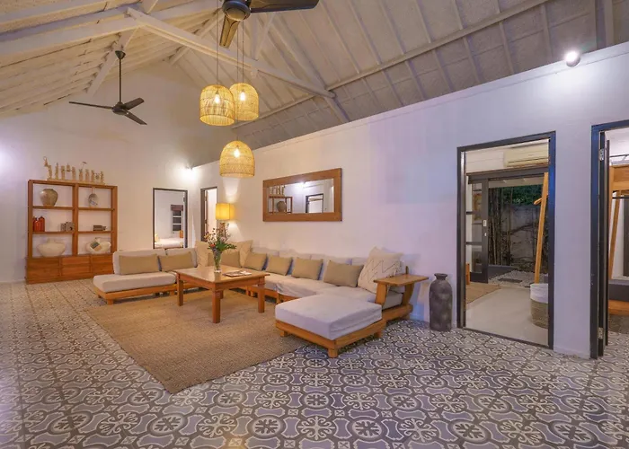 The Aryana Estate Villa Seminyak (Bali)