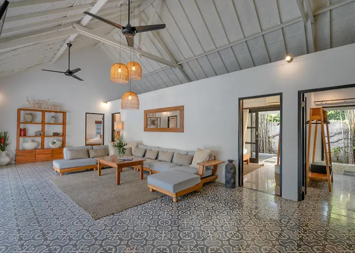 The Aryana Estate * Seminyak (Bali)
